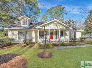 504 Lake Dr, Midway, GA 31320