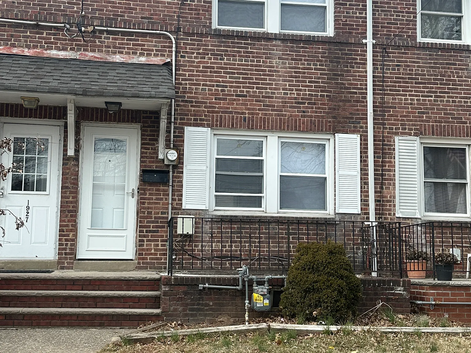 2 bed, $2,350 — Photo 1