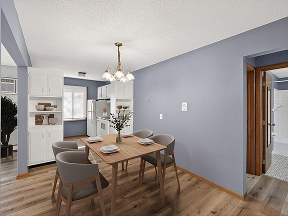 4th image of 1911 Viking Dr NW APT 27