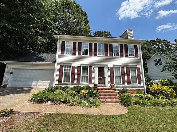 3rd image of 302 Birkenstock Ct