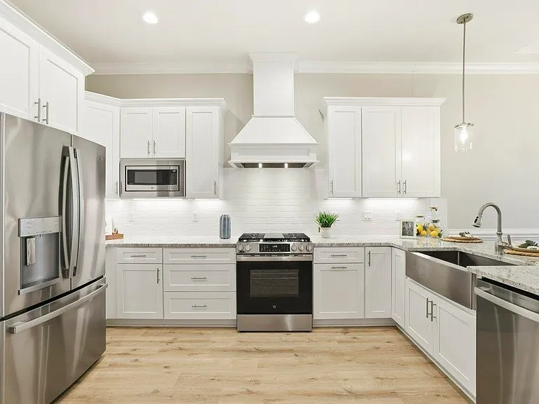 417 Dartez Ct — Photo 3