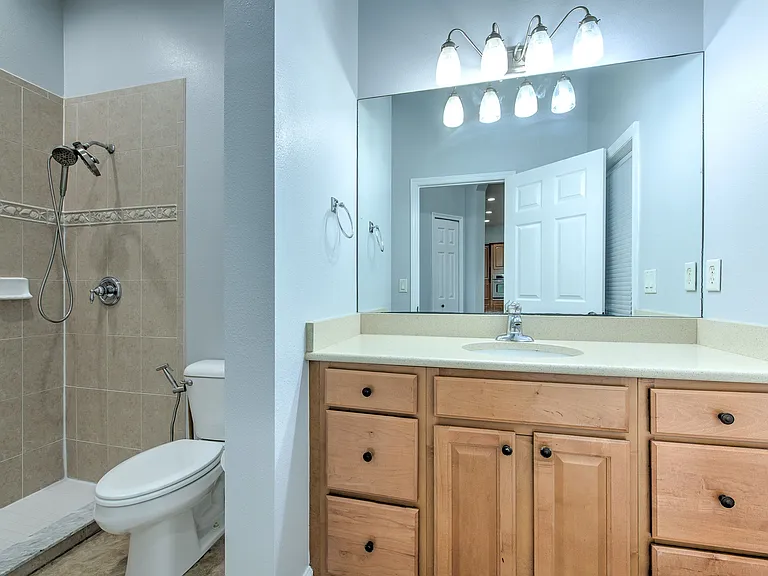 1408 Brilliant Cut Way — Photo 28