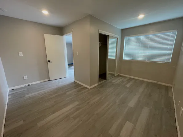 3819 Clairemont Dr, San Diego, CA 92117