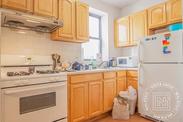 Rented by Nolita Group | media 12