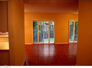 241 Aspen Way, Fort Lauderdale, FL 33325