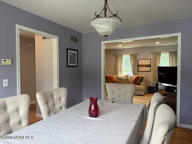 2806 Johnson St — Photo 9