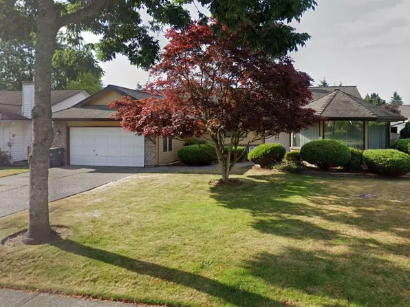 14076 19a Ave, Surrey, BC V4A 7Z6