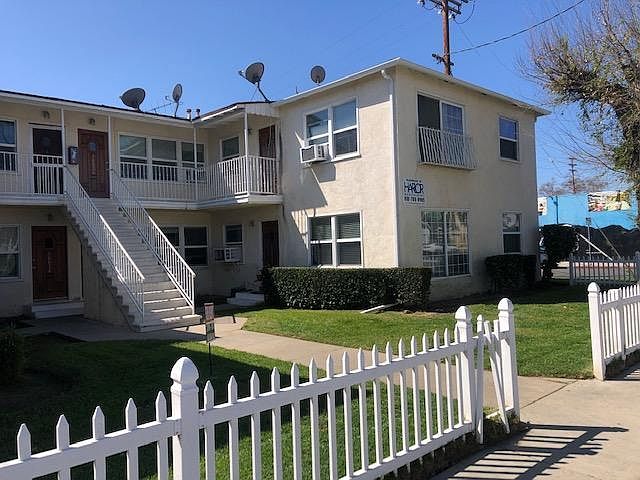 1st image of 14026 Burbank Blvd