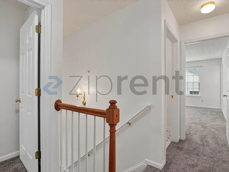 100 Oak Grove Pl — Photo 18