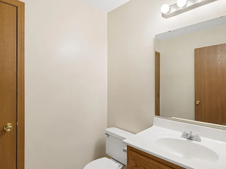 Pebblebrook Apartments — Photo 35