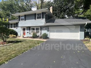 5108 Heritage Hills Dr, Bloomington, MN 55437