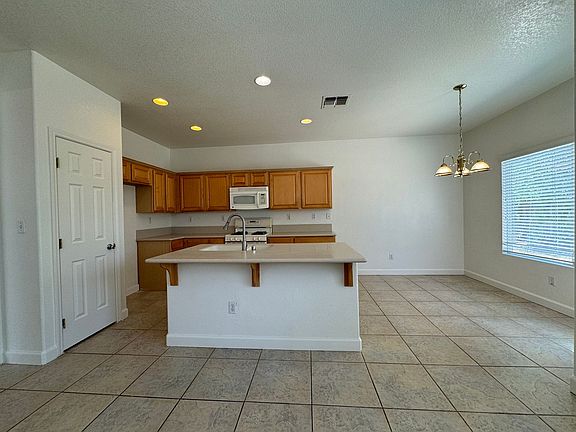 4th image of 9952 Wildhawk West Dr
