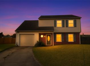 1113 Cassell Ct, Virginia Beach, VA 23454