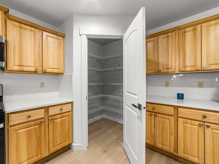 548 N Ripplerock Pl — Photo 8