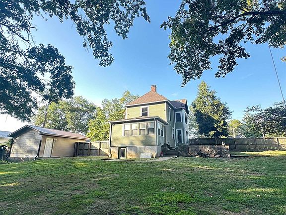 5th image of 112 Willards Ferry Rd