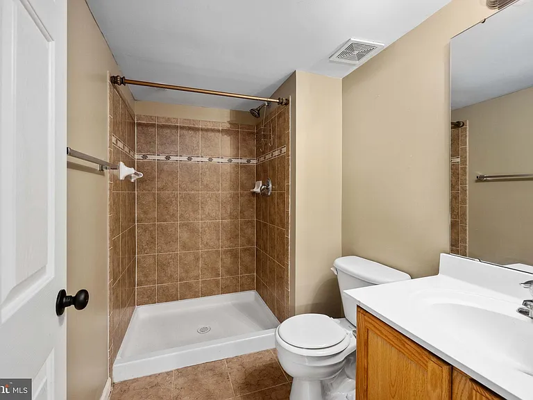 9320 Birch Cliff Dr — Photo 58