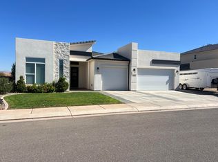 2997 E Beartrap Canyon Dr, Washington, UT 84780