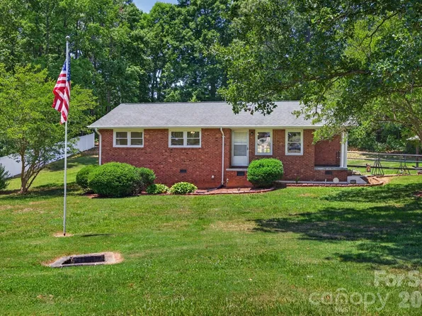 312 Turner St, Landis, NC 28088