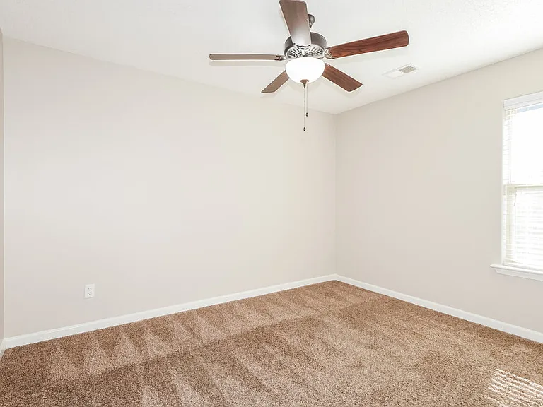 9460 Eckley Pl — Photo 11