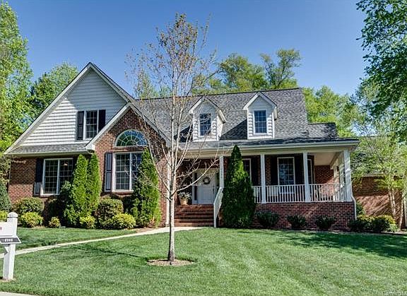 3rd image of 2306 Normandin Ct