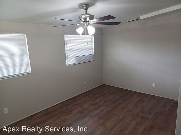 5th image of 7024 Clovis Rd