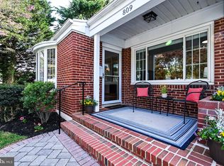 809 Loyola Dr, Towson, MD 21204