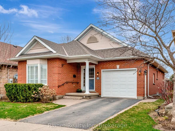 16 Winterberry Ln, Guelph, ON N1G 4X7