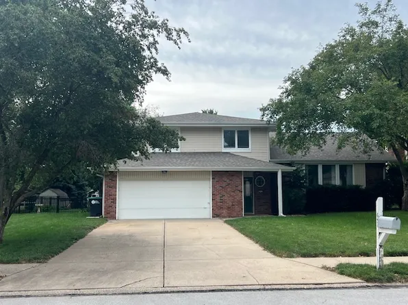 637 S 212th St, Elkhorn, NE 68022