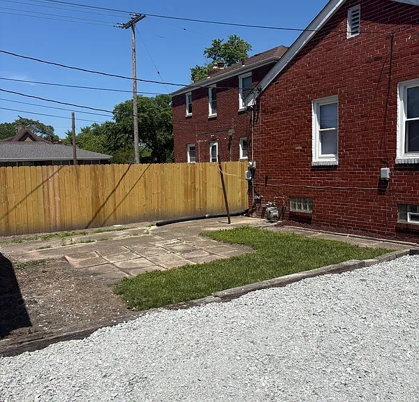 3708 Harrison St — Photo 9