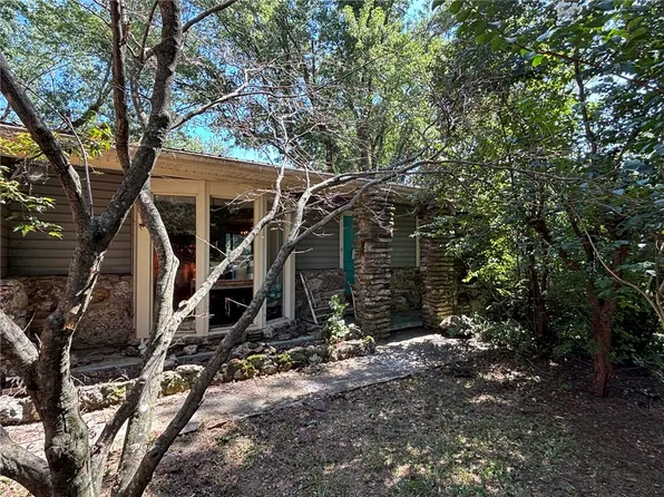 1406 W Court St, Harrison, AR 72601