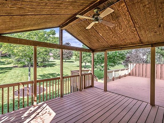 3rd image of 328 Green Fields Ct