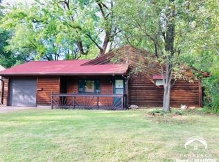 4300 SW 27th Ter, Topeka, KS 66614