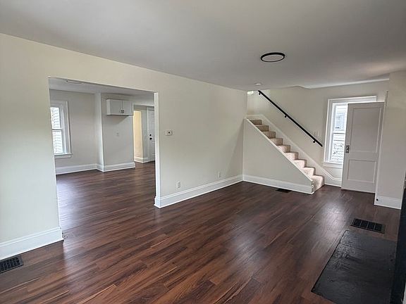 4th image of 1202 E 20th Ave