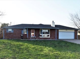 1715 N Post Ct, El Dorado, KS 67042