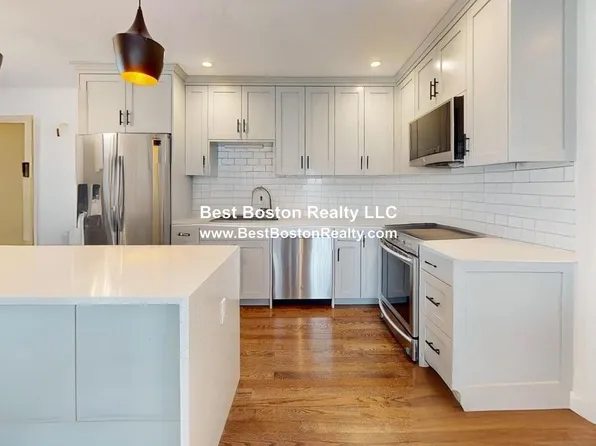 231 Cedar St, Somerville, MA 02145