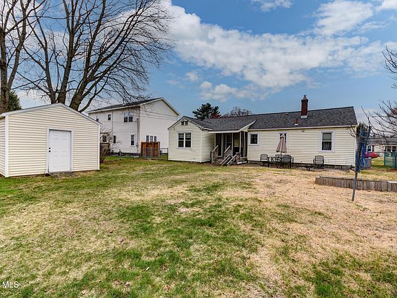 4th image of 1017 Theodore Road