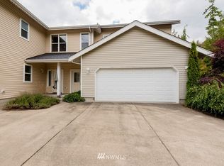 3301 Park Ln #D, Mount Vernon, WA 98273