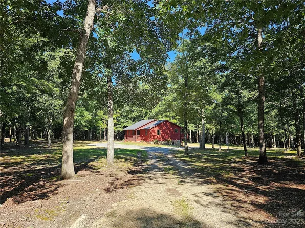 4570 Doublehead Dr, Connelly Springs, NC 28612