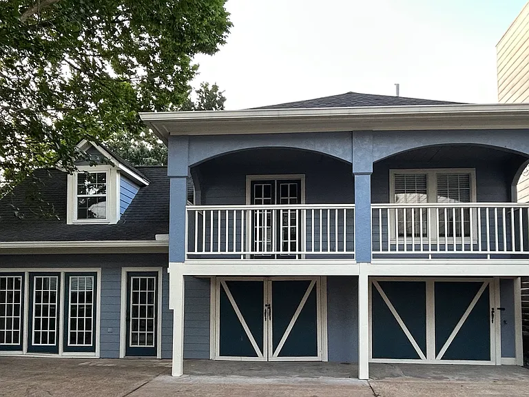1608B Crockett St — Photo 1