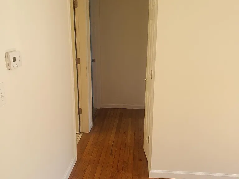 12 Rallen Dr — Photo 8