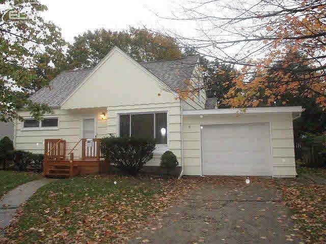 1st image of 837 Westwood Dr