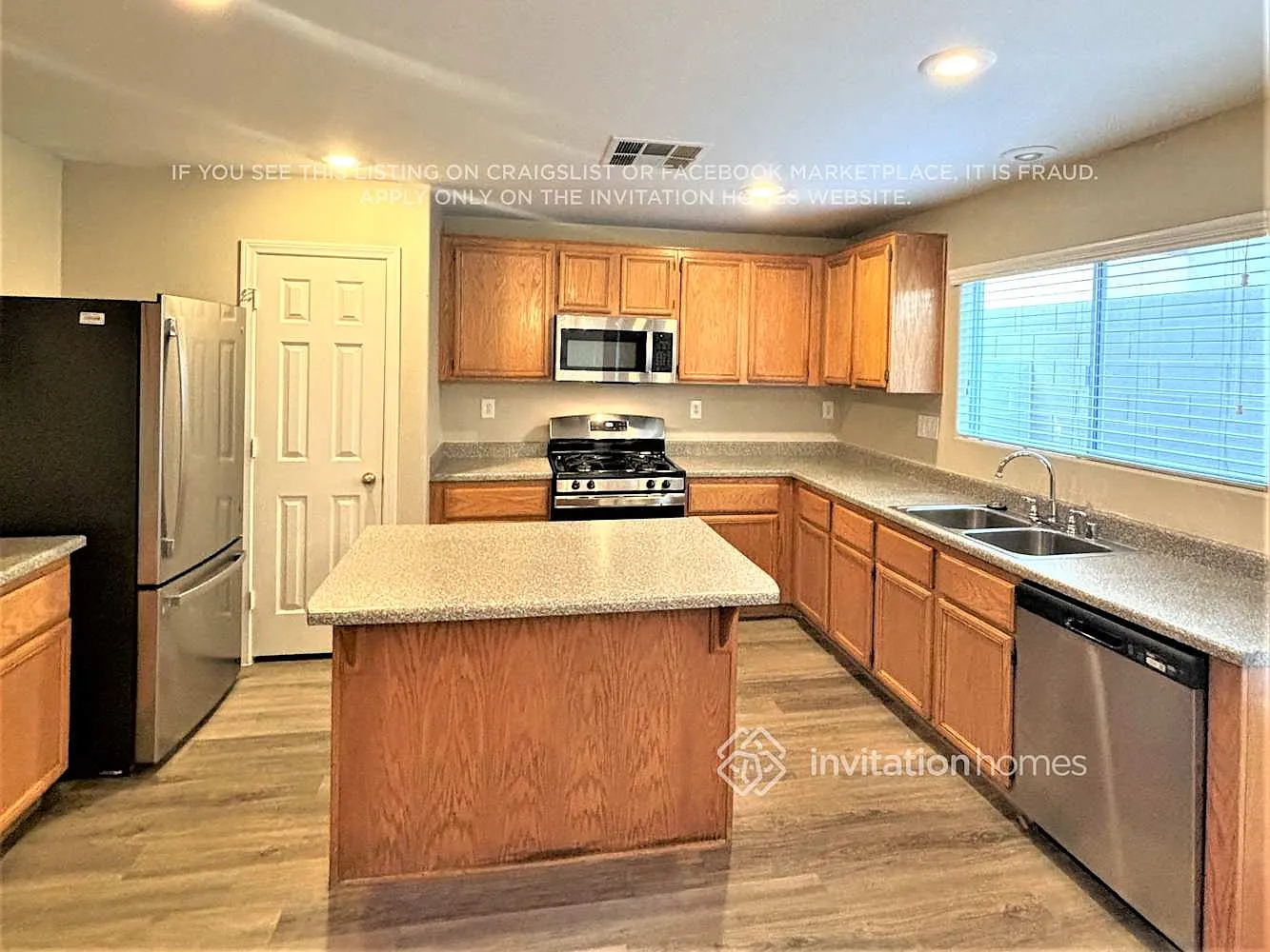 1152 Golden Apple St Las Vegas, NV 89142 — Photo 4