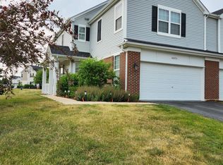 4607A Half Moon Dr, Yorkville, IL 60560