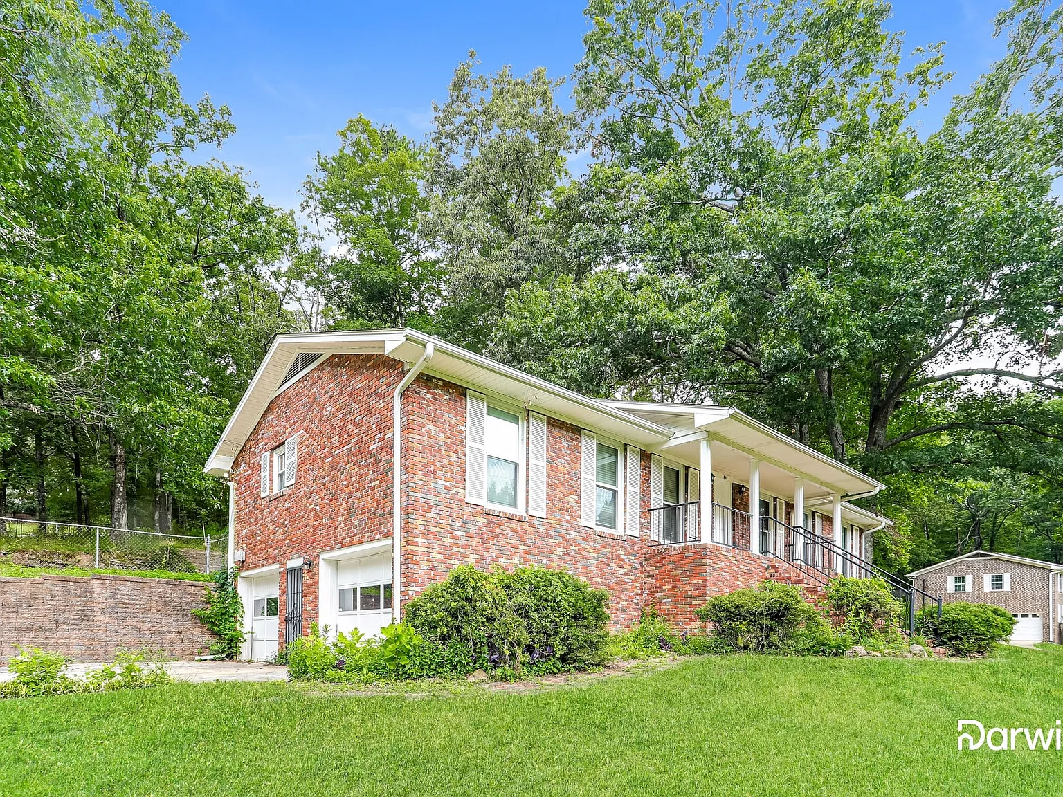 4 bed, 3.0 bath, 2246 sqft, $1,865 — Photo 3