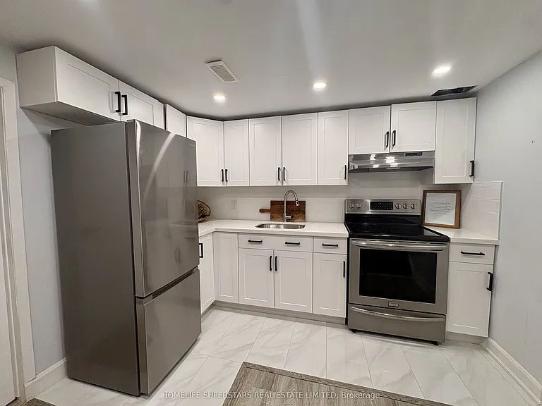 77 Horning Dr E — Photo 22