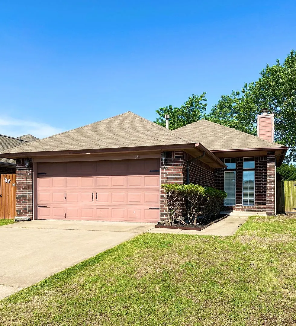 Beautiful 3 bed 2 bath home in Moore — Photo 1