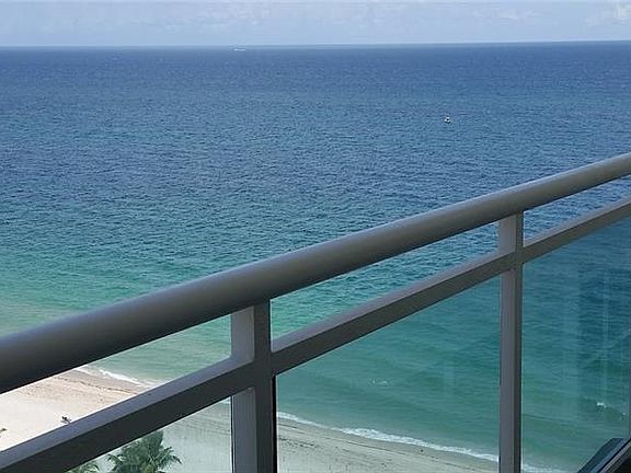 5th image of 3900 Galt Ocean Dr APT 1514