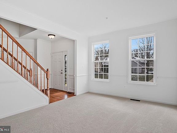 5th image of 7446 Tottenham Dr