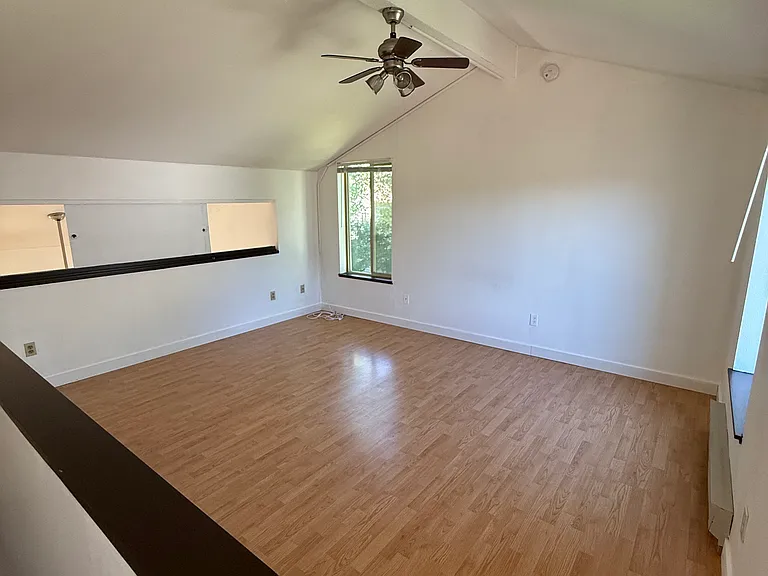 9917 SW Trapper Ter — Photo 16