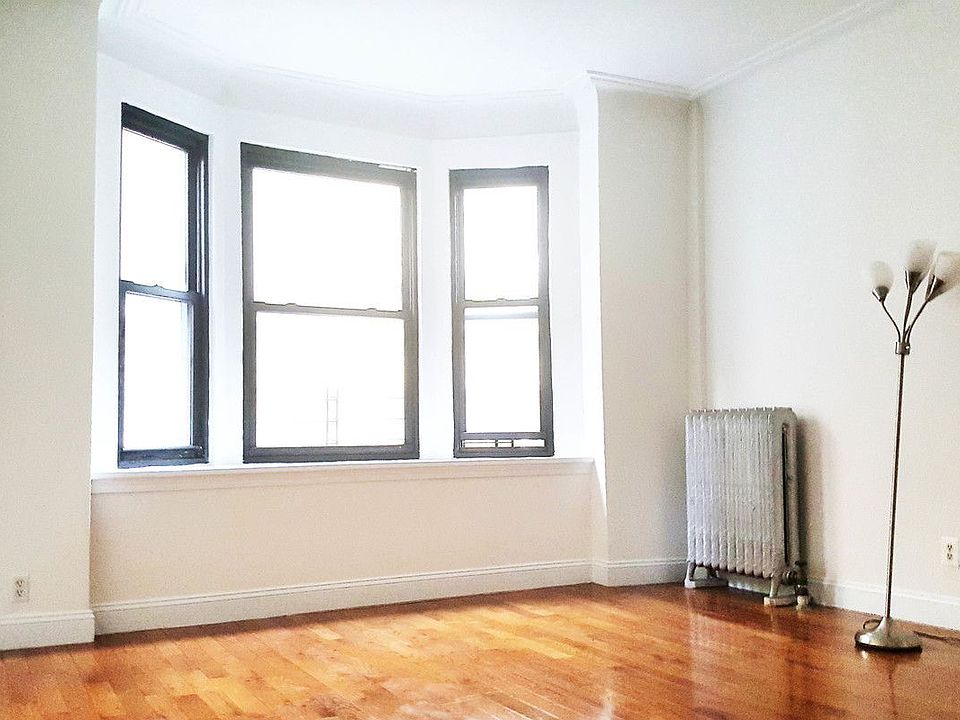 1st image of 11 E 32nd St APT 5B